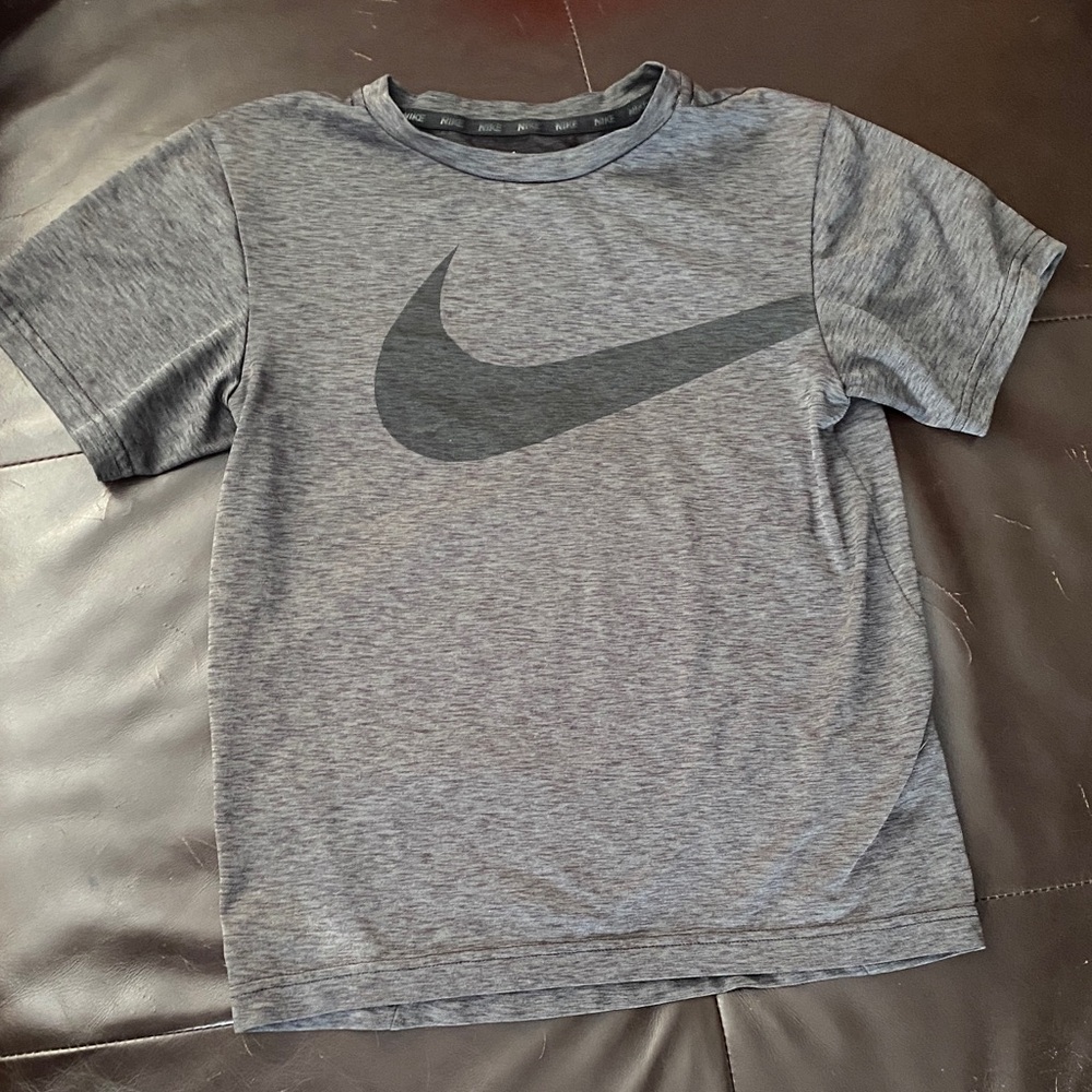 Nike Kids Heather Gray Short Sleeve Tee